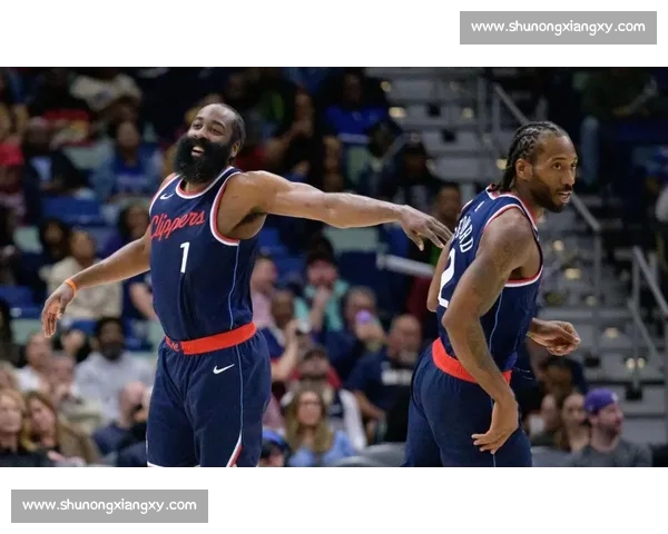 快船对决雷霆全场比赛录像回顾攻防焦点与胜负关键解析战术博弈亮点