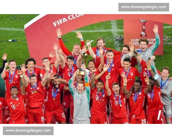 罗马迎战拜仁欧冠焦点对决攻防博弈引爆绿茵之夜豪门碰撞胜负悬念