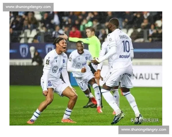 里昂与尼斯焦点对决解析两队实力对比与比赛前景展望全面深度分析赛事